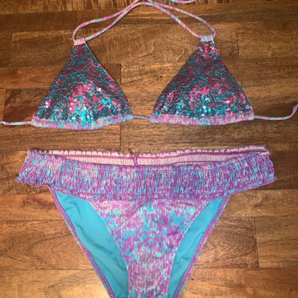 Sexy sequined 🧜🏼‍♀️ bikini from Victoria secret
